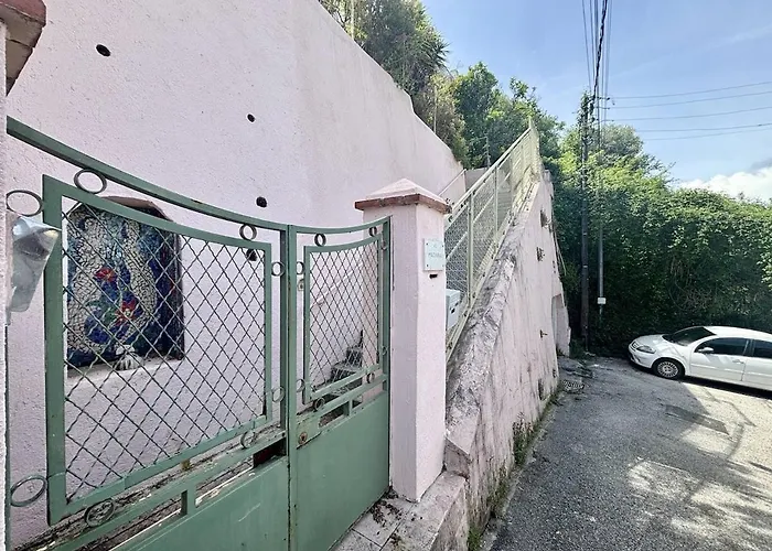 Signature Bellet ニース